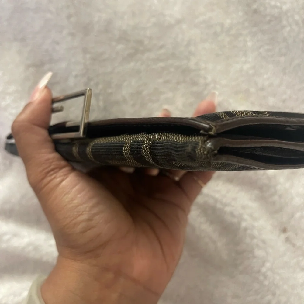 Vintage Fendi Zucca Long Wallet - Picture 8 of 9